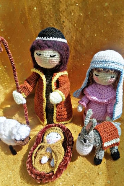 Pesebre a crochet grande 3